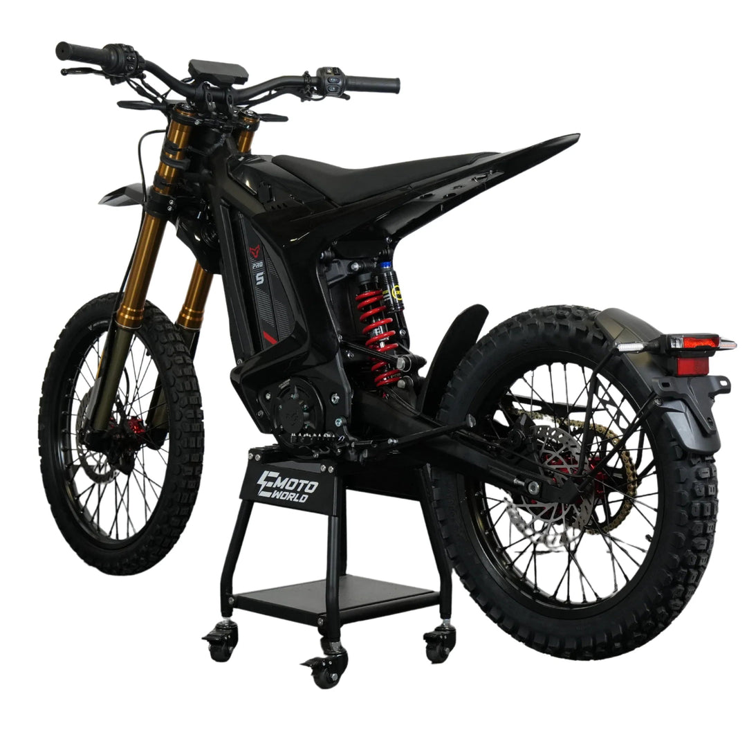 Arctic Leopard XE PRO S L1S electric bike with sleek frame and advanced components, ready for urban riding.